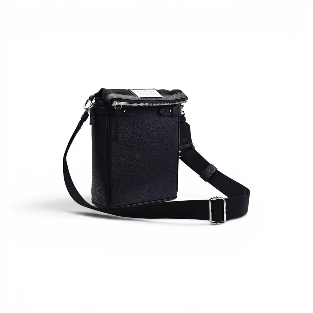Maison Margiela Men's Shoulder Bag Black Leather Crossbody Bag - NWT $1800